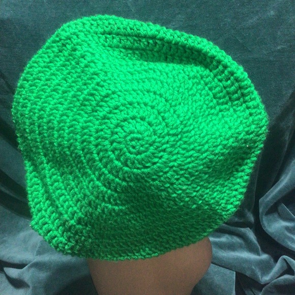 Hat - Picture 2 of 3